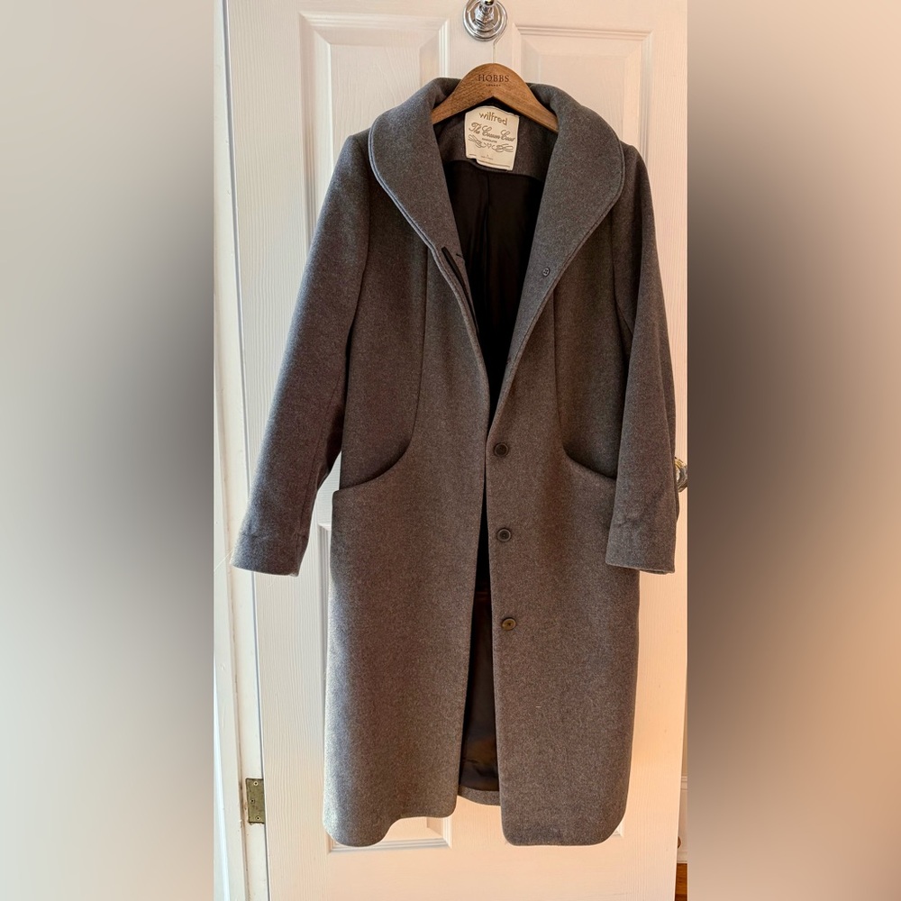 Wilfred by Aritzia Cocoon Coat | Italian Wool & Cashmere - Picture 2 of 7